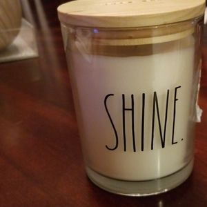 Rae Dunn  candle